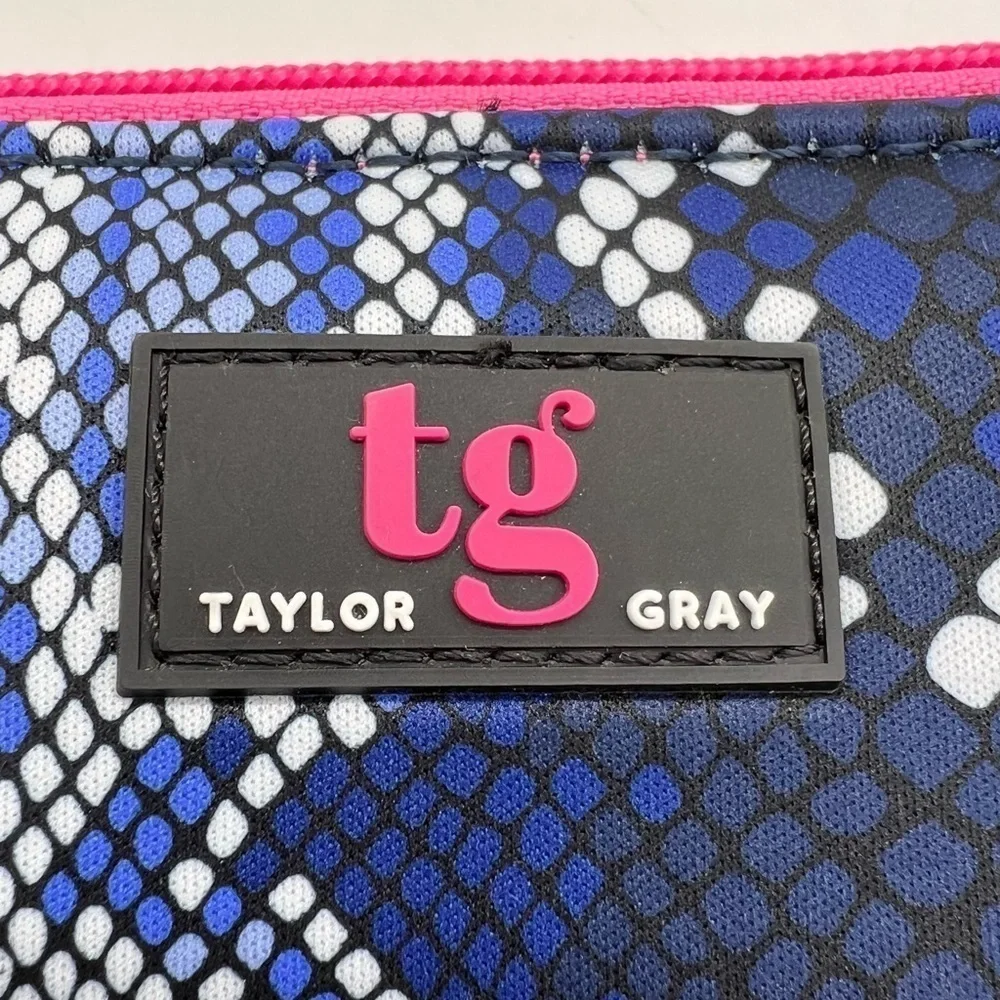 TAYLOR GRAY SARAH LARGE CARRYALL COSMETICS BAG BLUE SNAKESKIN PATTERN NWT